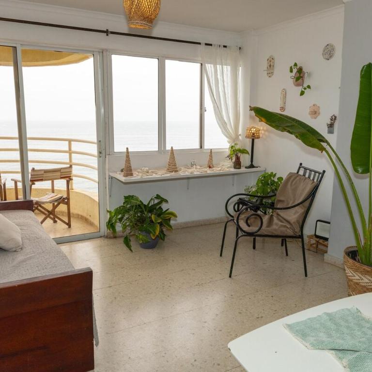 Beachfront, 5 min from the wall city - One-Bedroom Apartment - 3