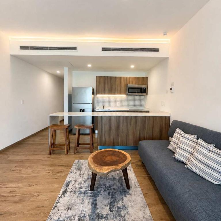 Upscale Playacar Studio w Balcony & 4 Pools - Apartment - 6