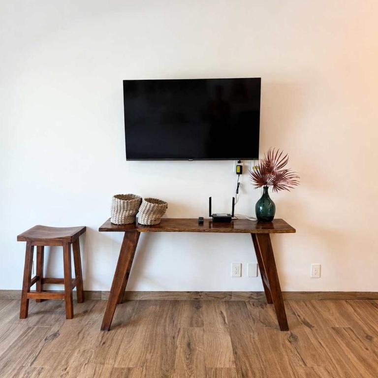 Upscale Playacar Studio w Balcony & 4 Pools - Apartment - 7