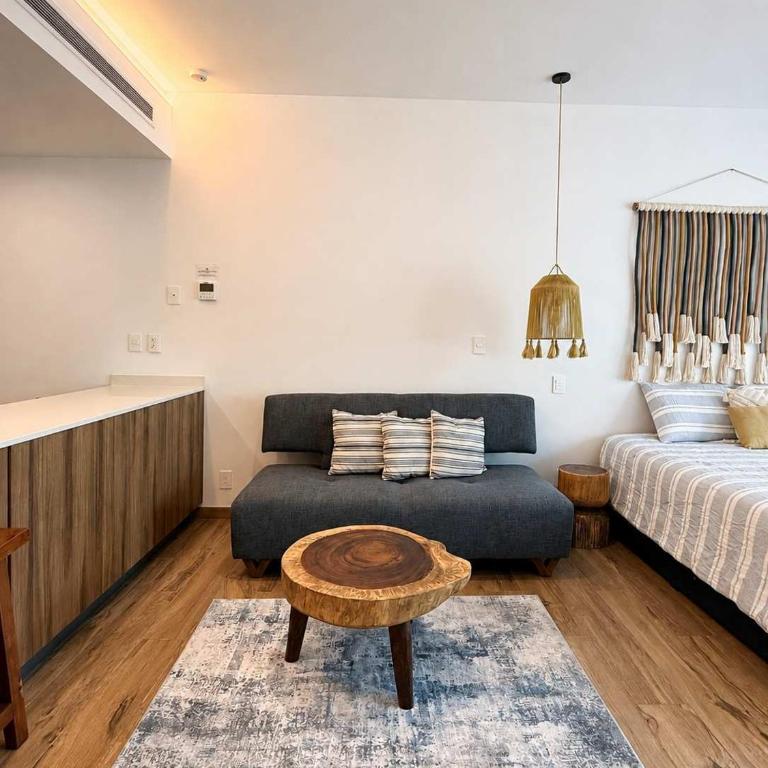 Upscale Playacar Studio w Balcony & 4 Pools - Apartment - 8