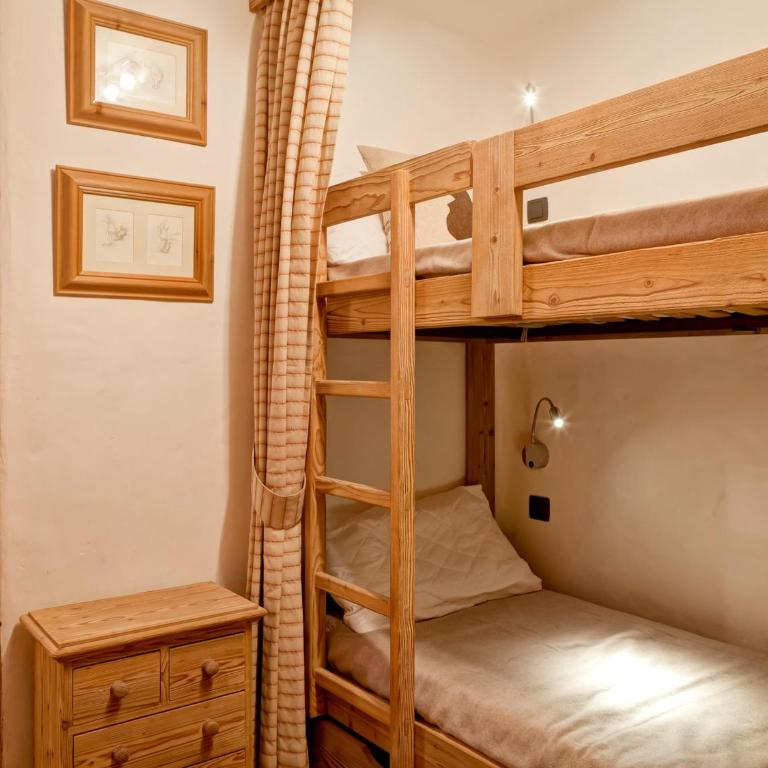 Appartement de Standing au Centre et Bord de Piste - 4 Pers, Parking, WIFI - Apartment mit 1 Schlafzimmer - 12