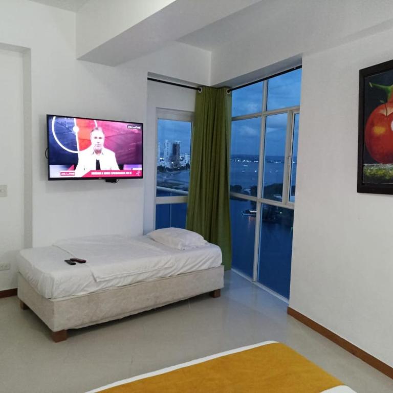 Poseidon 1102 - Two-Bedroom Apartment with Balcony and Sea View - 8