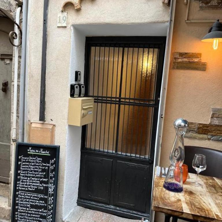 New loft 1 bedroom flat cannes croisette Palais des festivals - Apartment mit 1 Schlafzimmer mit Stadtblick - 10