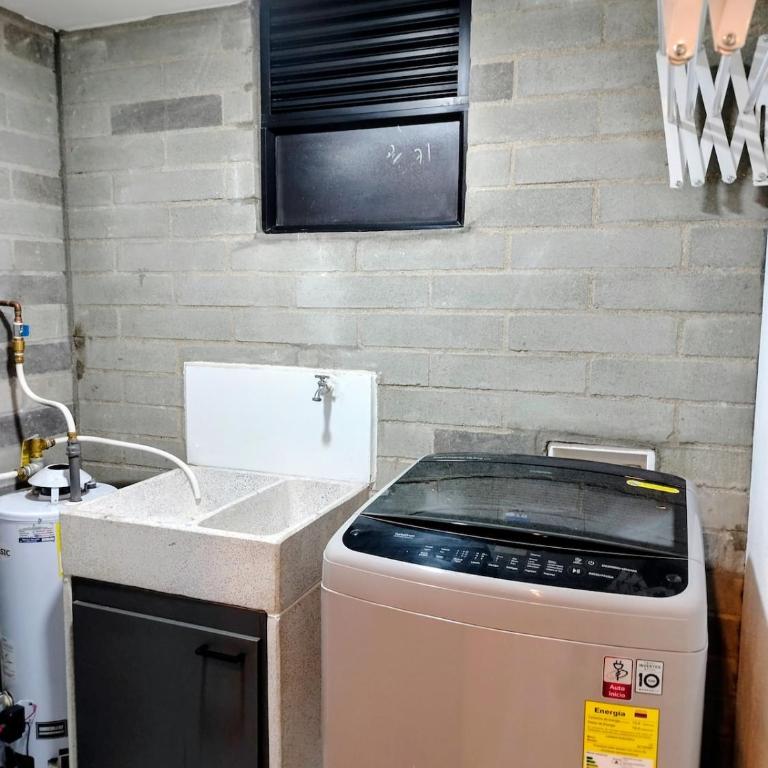 Refugio La Ceja , Diseño, Calidez y Confort - Apartamento de 1 dormitorio - 40