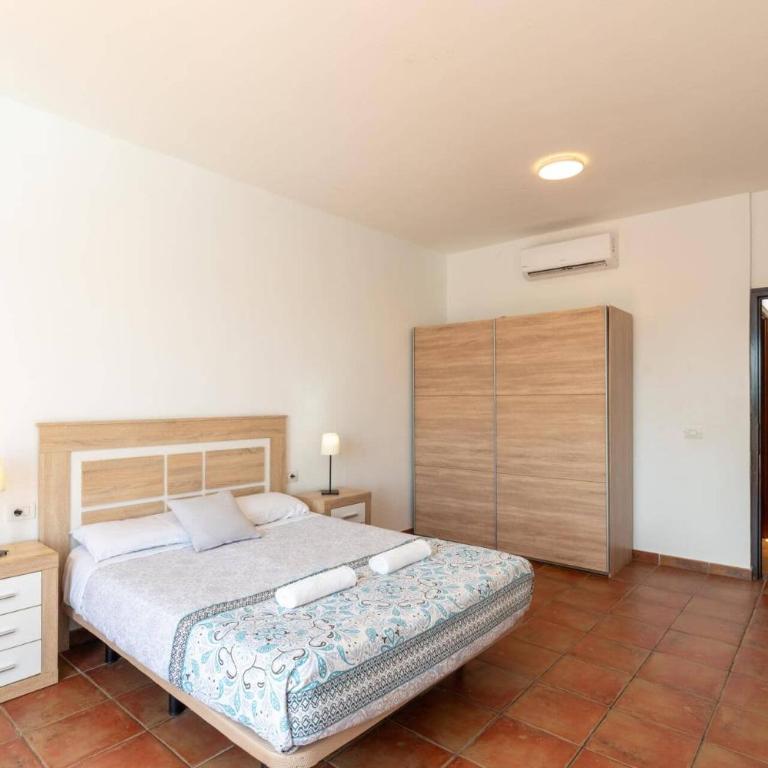 Villa Clarybel by Villa Plus - Villa - 7