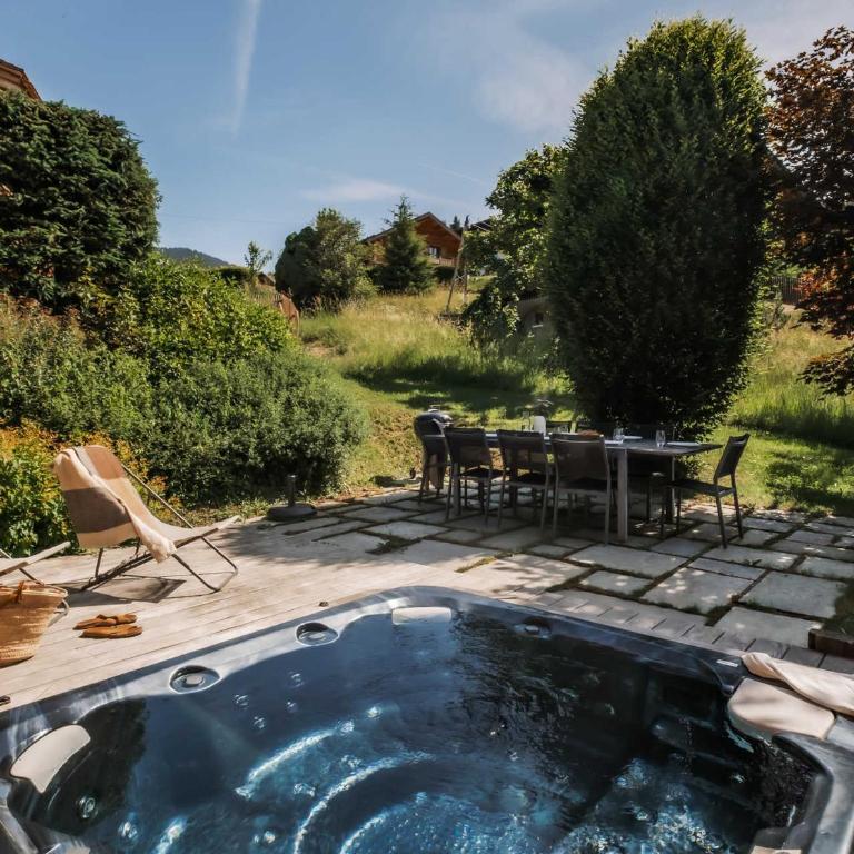Chalet 4★, 10 pers, spa, proche pistes, animaux admis - FR-1-304-303 - Chalet - 4