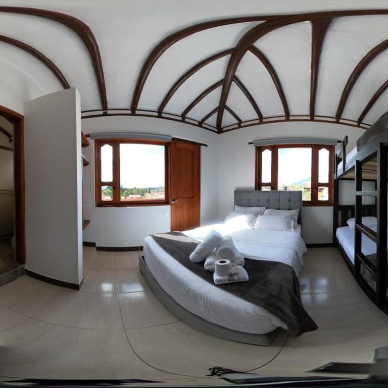 HOTEL ALTIPLANO VILLA DE LEYVA - Habitación Cuádruple con balcón - 8