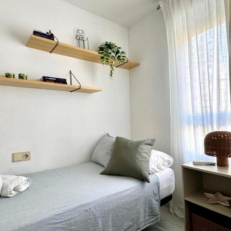 Carihuela Playa Los Nidos 1 - Apartamento - 65