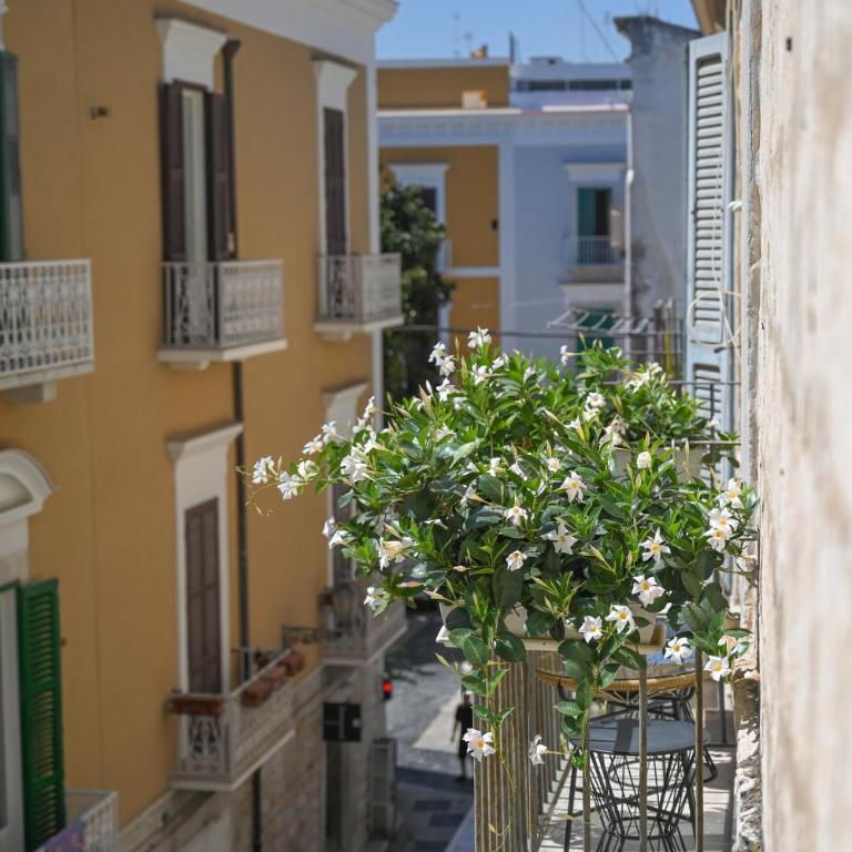 42 Zanardelli B&B - Camera Matrimoniale Deluxe con Balcone - 17