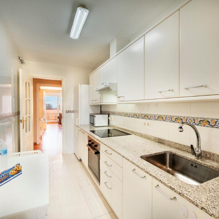 Encantador apartamento en Fuengirola - Apartamento de 2 dormitorios - 11
