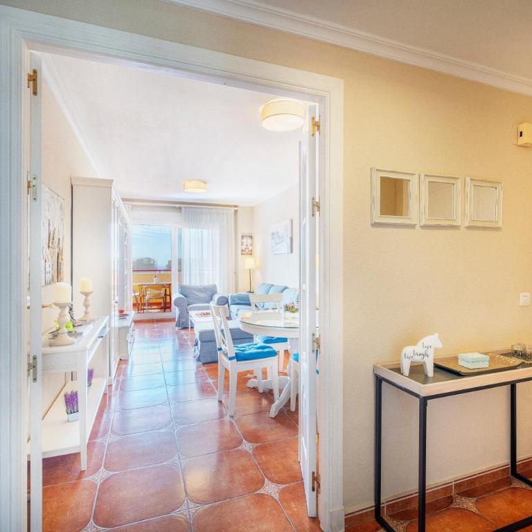 Encantador apartamento en Fuengirola - Apartamento de 2 dormitorios - 10