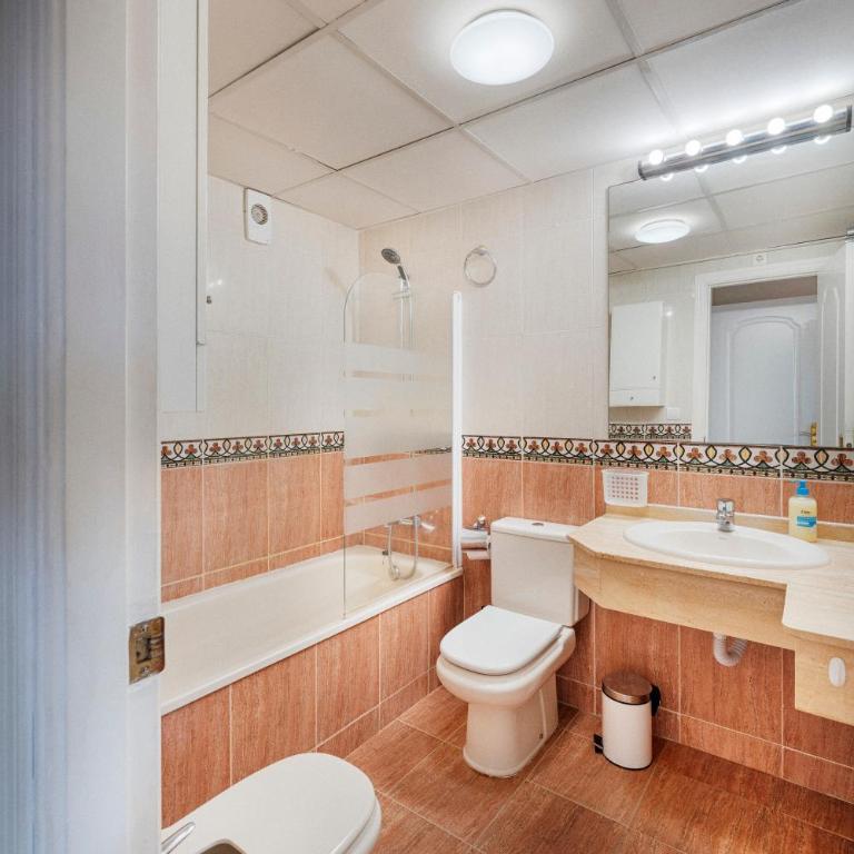 Encantador apartamento en Fuengirola - Apartamento de 2 dormitorios - 7