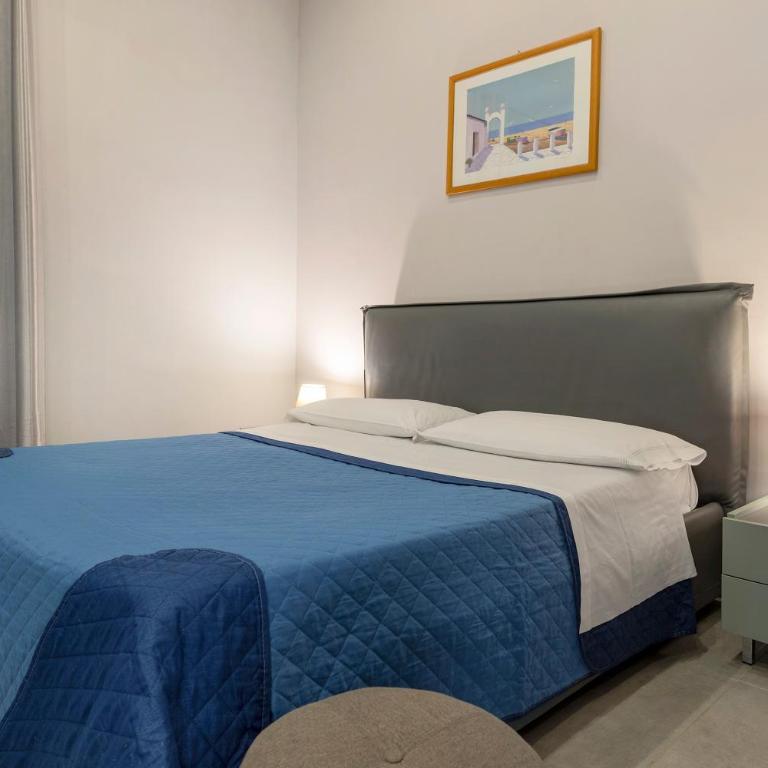 Your Home in Naples - Quadruple Room with Shower - 5