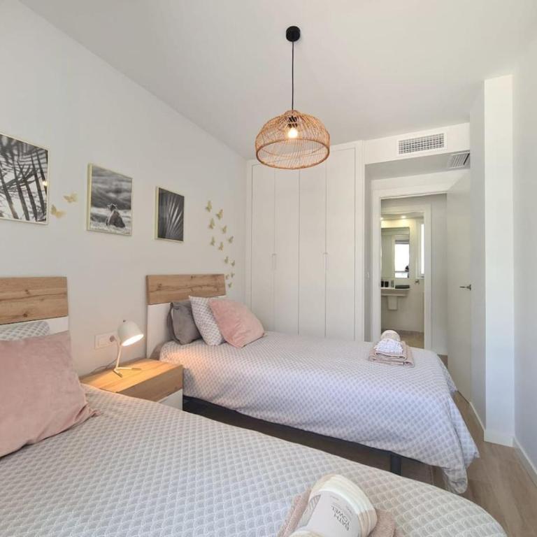 Marina Real Apartments by NRAS - Apartment with Pool View - 13