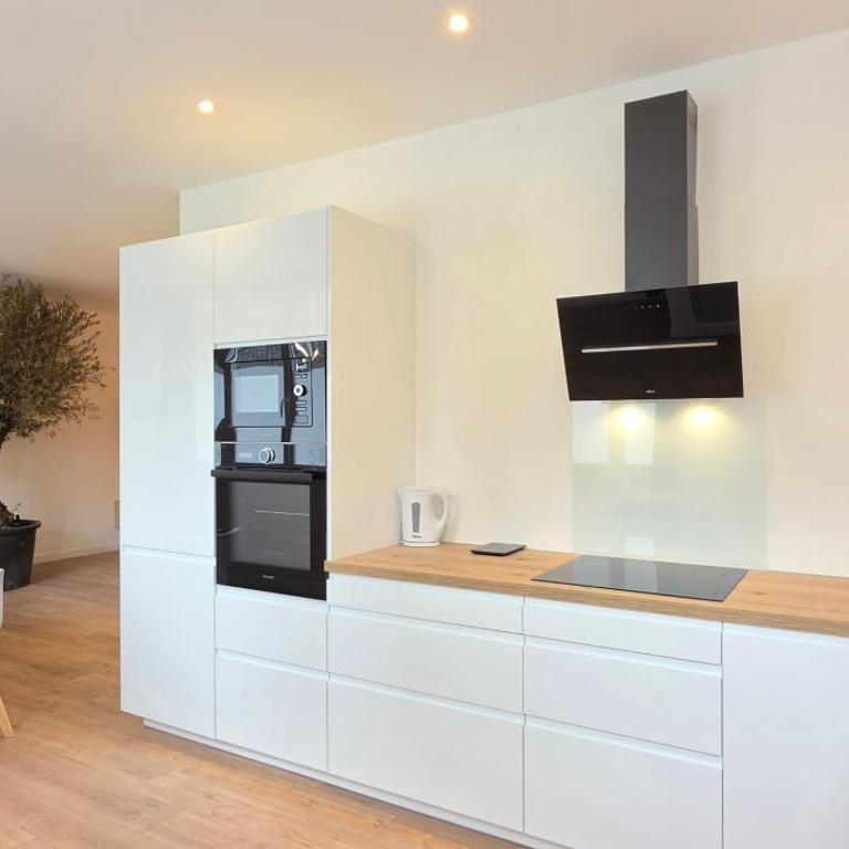 Le Magnifique, 15 personnes, garage, 3 minutes à pied du sanctuaire et gare - Appartement - 28