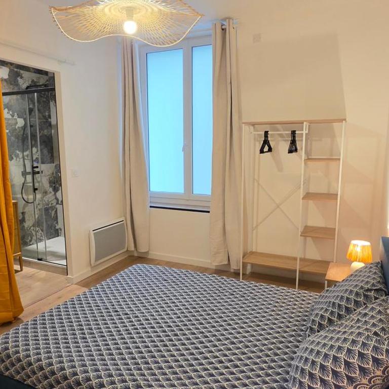 Le Magnifique, 15 personnes, garage, 3 minutes à pied du sanctuaire et gare - Appartement - 18