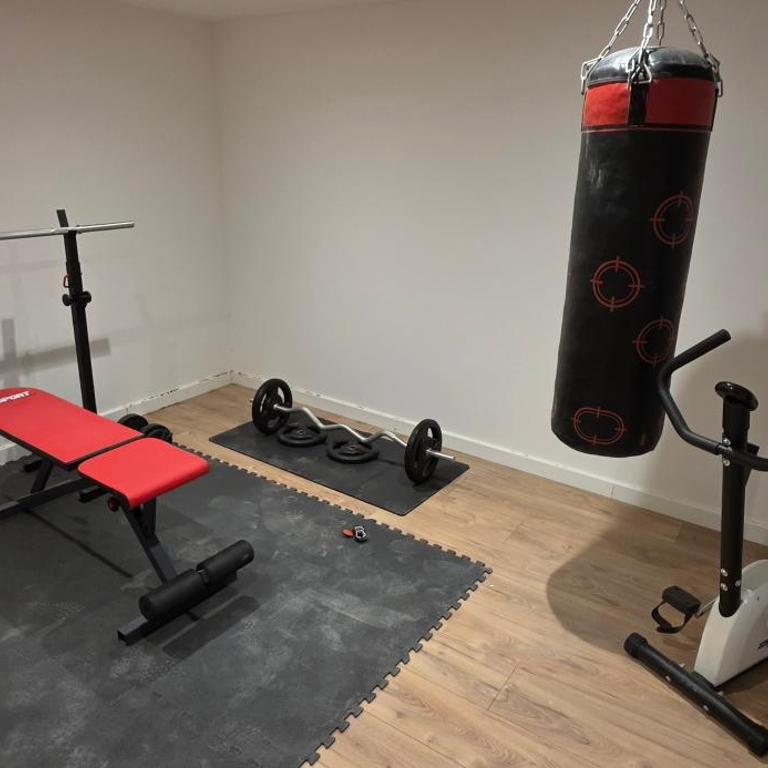 Le Magnifique, 15 personnes, garage, 3 minutes à pied du sanctuaire et gare - Appartement - 13