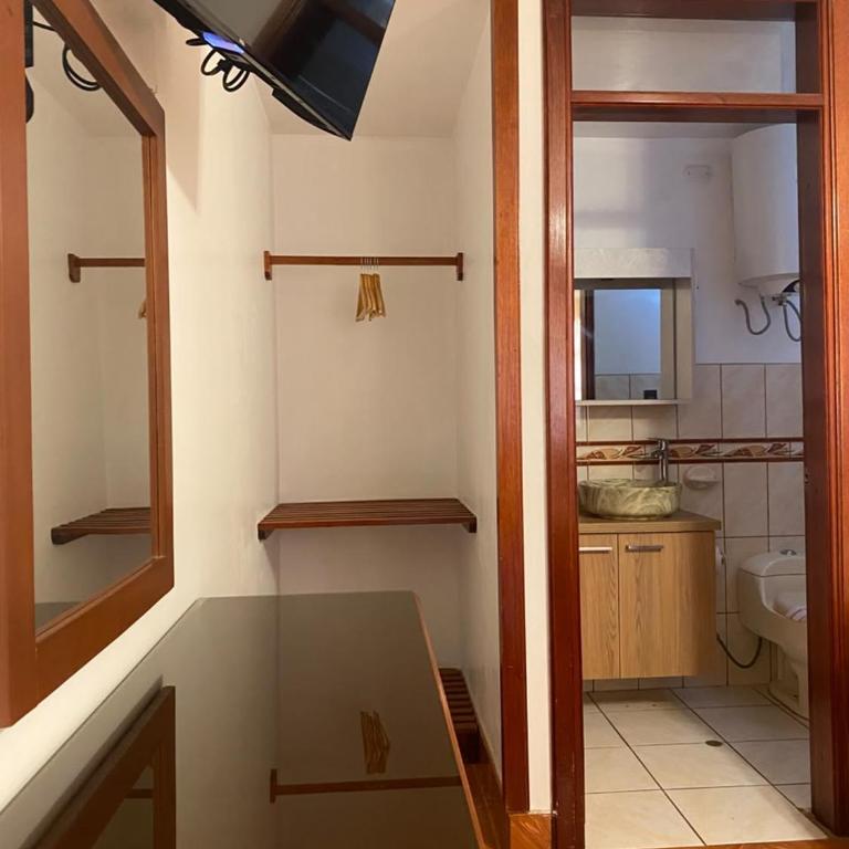 Las Torrecitas - Triple Room with Private Bathroom - 3