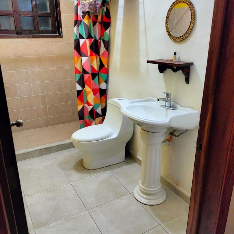 Cancun Guest House 3 near Ado bus terminal and 25 min from-to airport by shuttle - Habitación Doble - 1 o 2 camas - 17