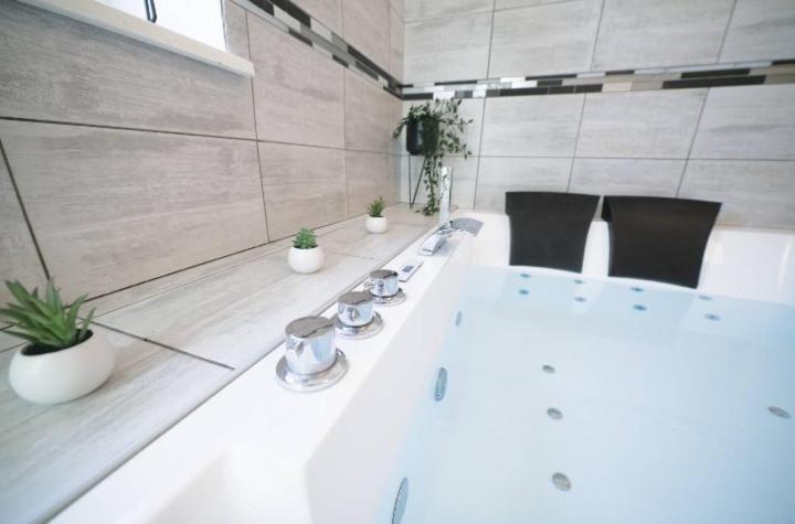Spa secret love - One-Bedroom Apartment - 23