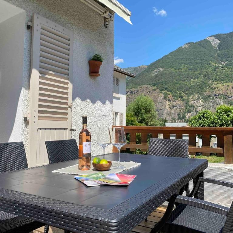 Stunning 3 bed Cycle Ski Apartment, Bourg D'Oisans - Appartement 3 Chambres - 1