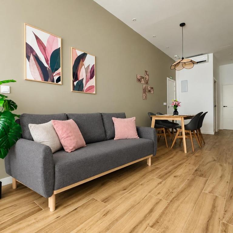 PLANAS 2 Design & Spaciousness with Terraza in Ruzafa SOHO - One-Bedroom Apartment - 1