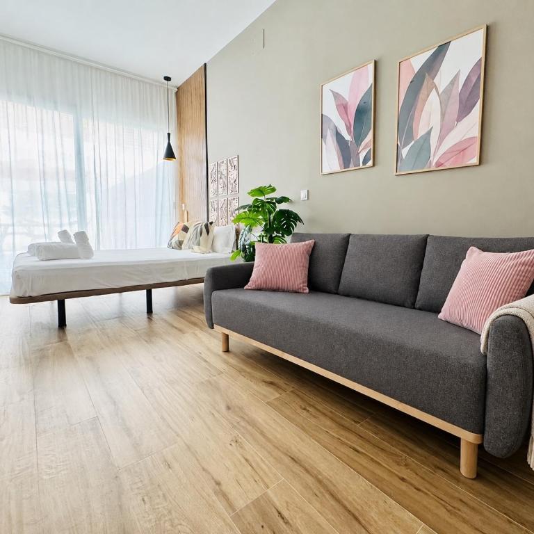 PLANAS 2 Design & Spaciousness with Terraza in Ruzafa SOHO - One-Bedroom Apartment - 52