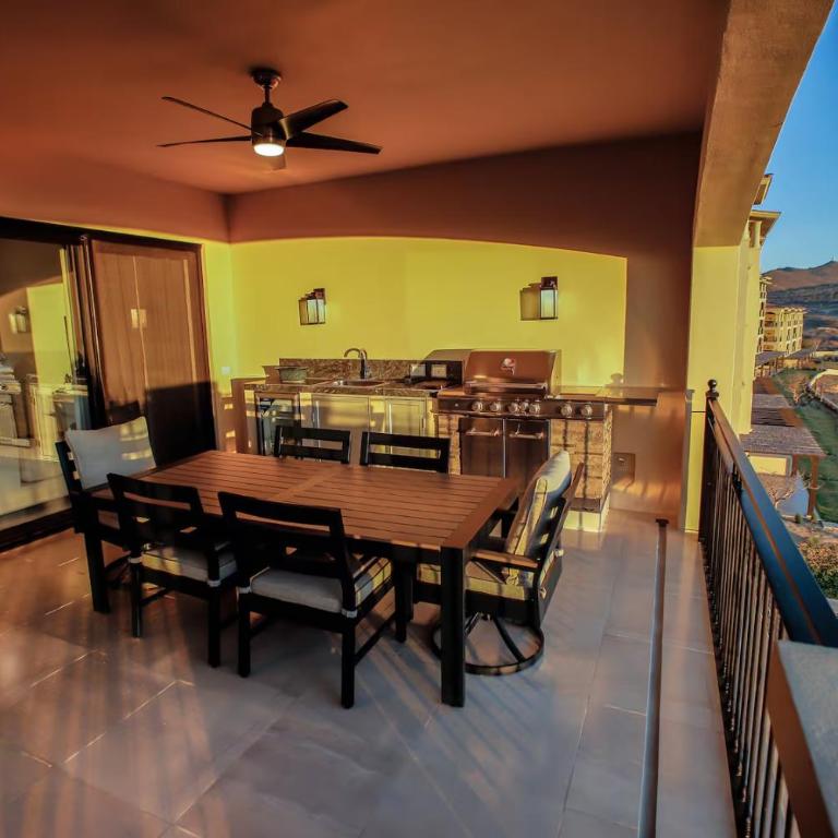 Mavila Luxury Golf & Beach Escape - Apartamento con balcón - 17