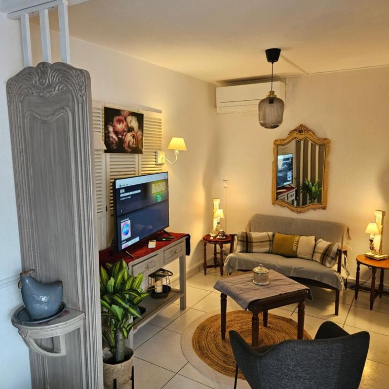 Bienvenue dans le ROUSSILLON - Appartement 2 Chambres - 10