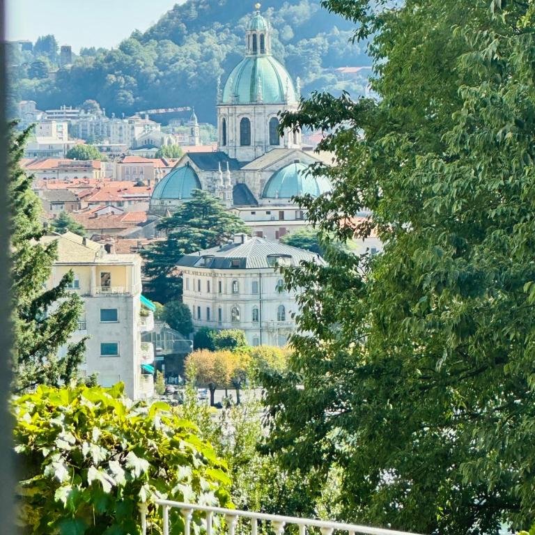 Dolce Lake View - Charming Villa & Romantic Studio - Casa - 13