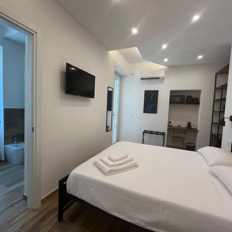 Lirico Suites - Chambre Simple avec Salle de Bains Privative - 6