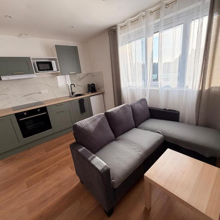 Spacious - Le Vert et Marbre - 2 bedrooms - Air-conditioned - Apartamento de 2 dormitorios - 2