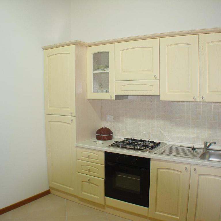 Camping Luni - Bungalow con 2 Camere da Letto - 2