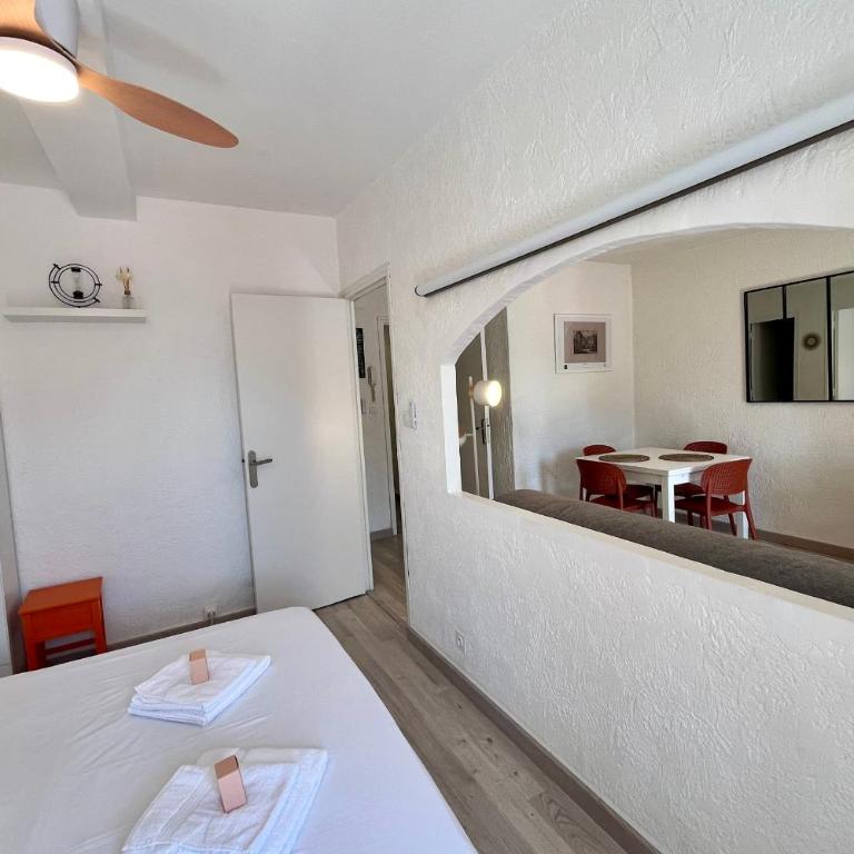 "La Piol" au cœur du vieux centre de Hyères - Appartement - 8