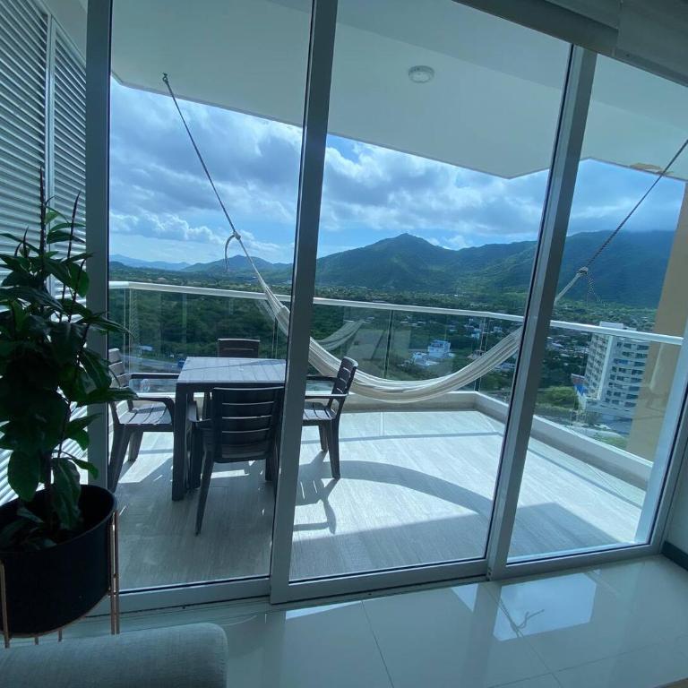Modern condo 5 min to the beach, Santa Marta - Apartamento de 1 dormitorio - 72
