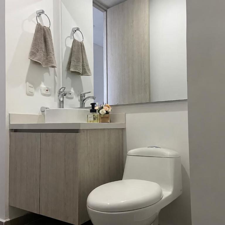 Modern condo 5 min to the beach, Santa Marta - Apartamento de 1 dormitorio - 54