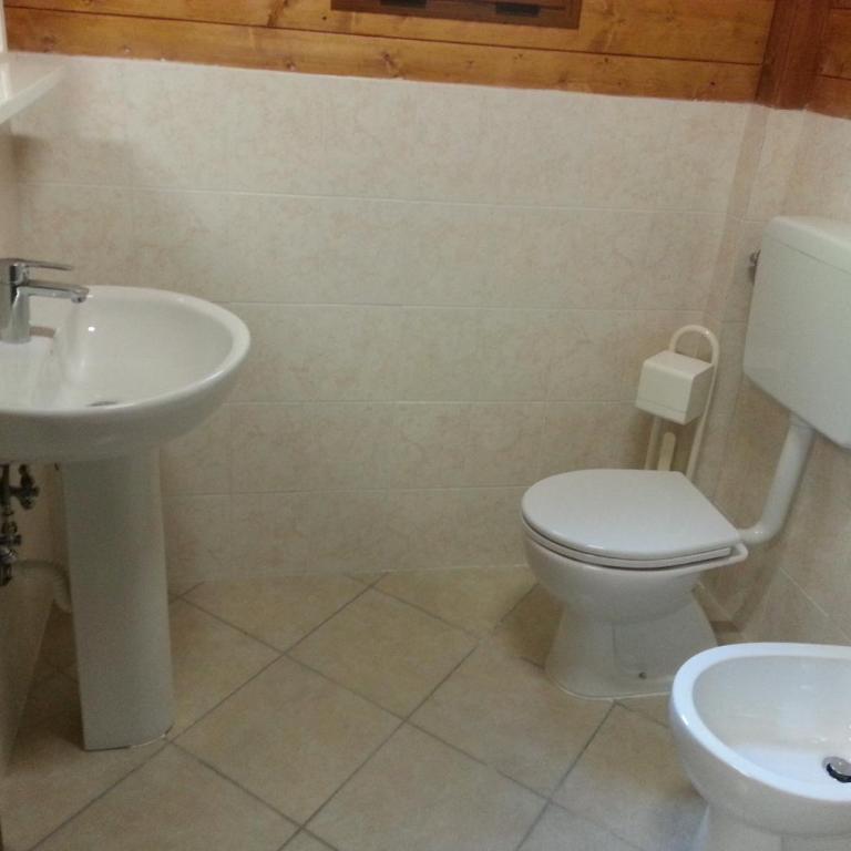 Camping Luni - Bungalow con 1 Camera da Letto - 1