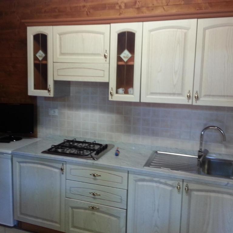 Camping Luni - Bungalow con 1 Camera da Letto - 3