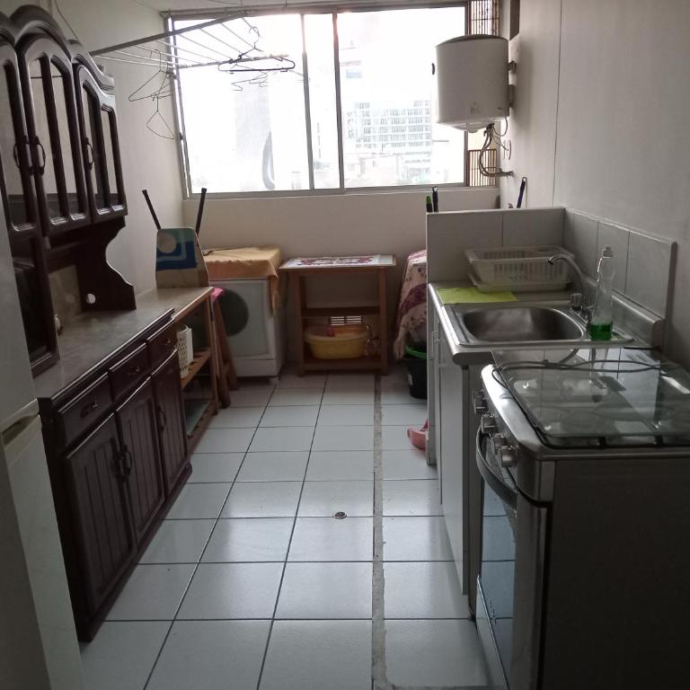 Alquilo departamento amoblado 3 dormitorios 6to piso con ascensor Surquillo - Apartamento de 3 dormitorios - 6