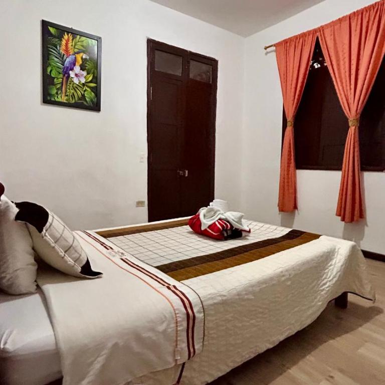 Hotel Santa Marta Centro Histórico - Habitación Doble con baño privado - 14