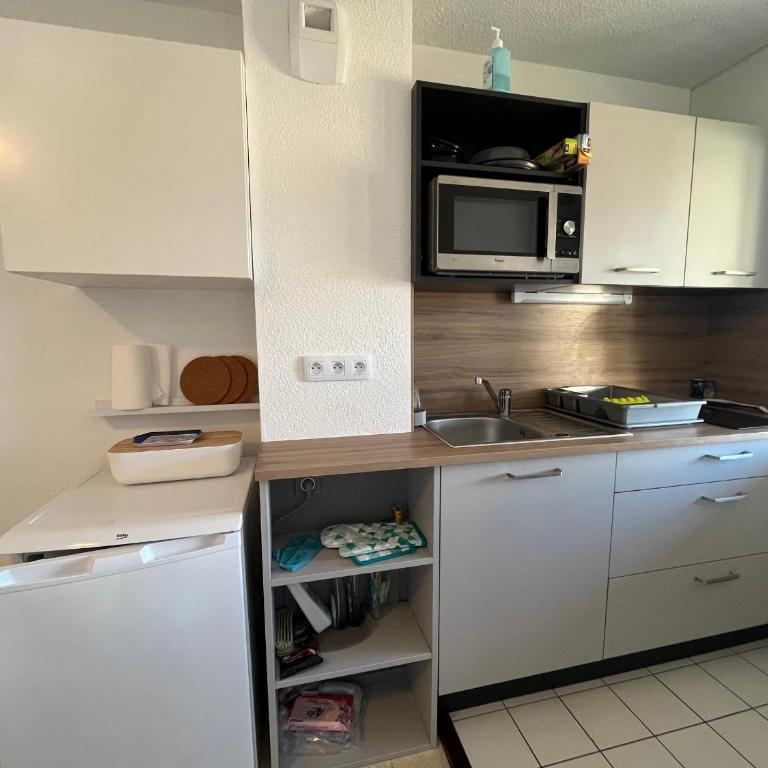 Charmant apt famille avec balcon au Port du Crouesty, parking inclus - Appartement 1 Chambre - 12