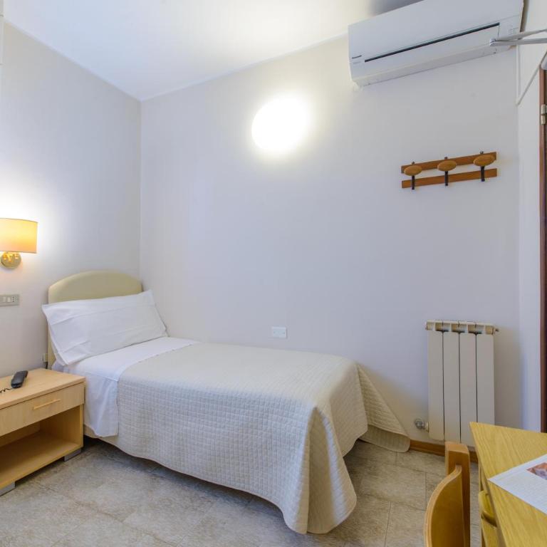 Hotel Falco - Single Room - 1