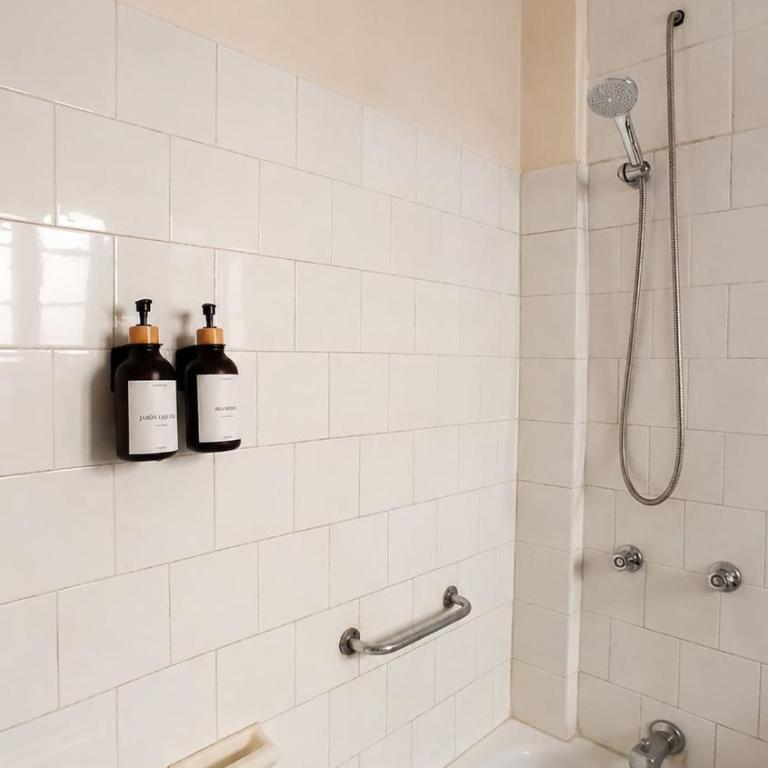 Departamento de Fotógrafo - Barrio Italia - One-Bedroom Apartment - 8