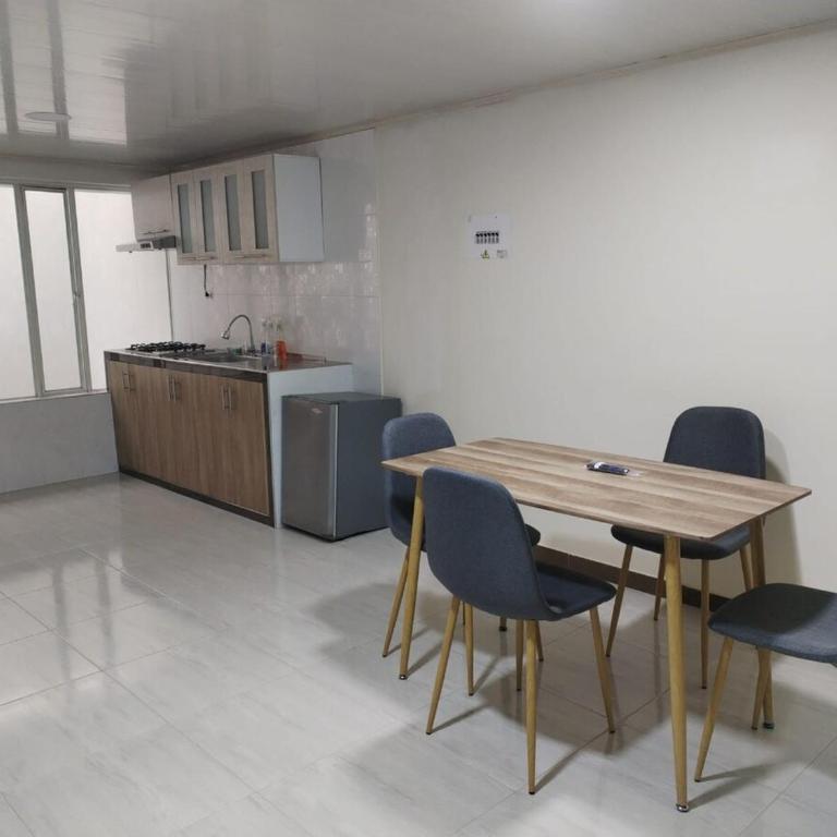 Acogedor Apartamento Piso 3 - Apartamento de 3 dormitorios - 2