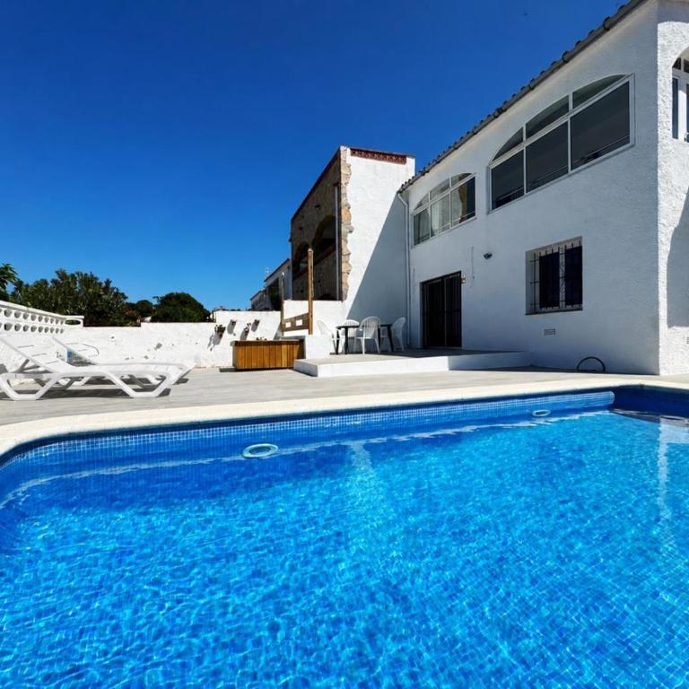 Casa acogedora en L'Escala con piscina privada y wifi - HISP-7-86 - Villa - 1
