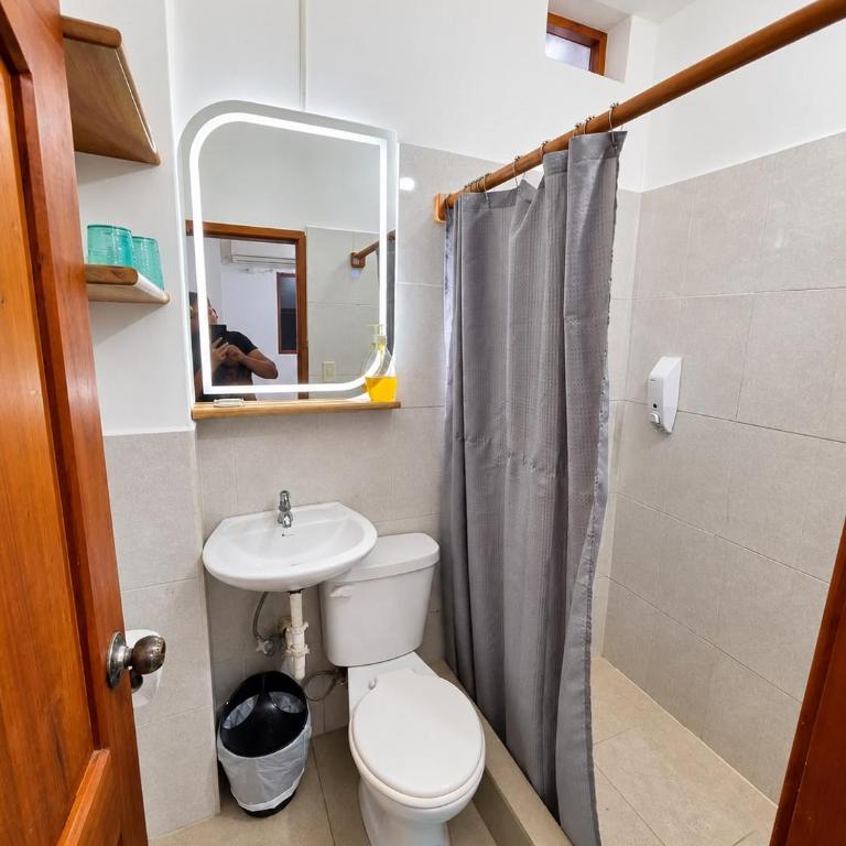 Hostal El Pinzón - Standard Single Room - 4