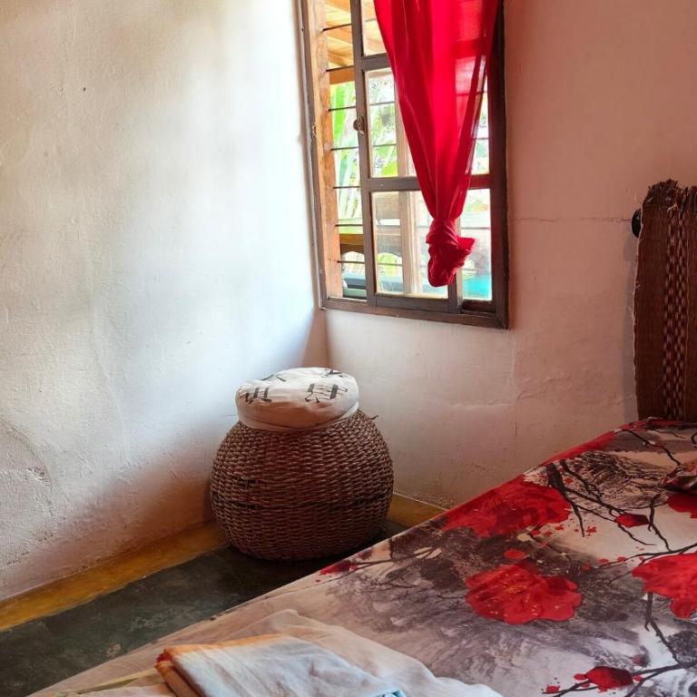 Finca Privada con piscina, BBQ, mesa de billar - Casa de 4 dormitorios - 10