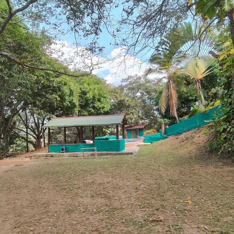 Finca Privada con piscina, BBQ, mesa de billar - Casa de 4 dormitorios - 19