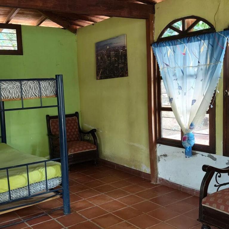 Finca Privada con piscina, BBQ, mesa de billar - Casa de 4 dormitorios - 31