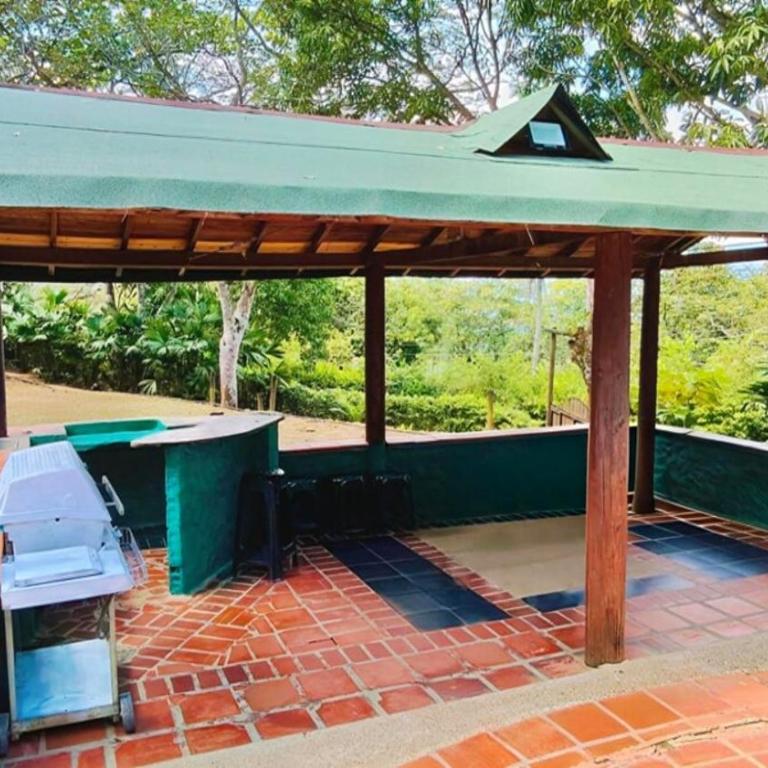 Finca Privada con piscina, BBQ, mesa de billar - Casa de 4 dormitorios - 34